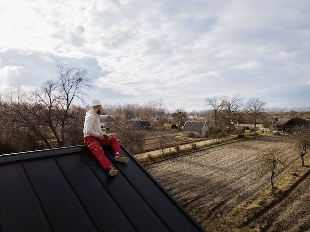 Crafting Quality Overhead: The Ethics of Roofing Contractors